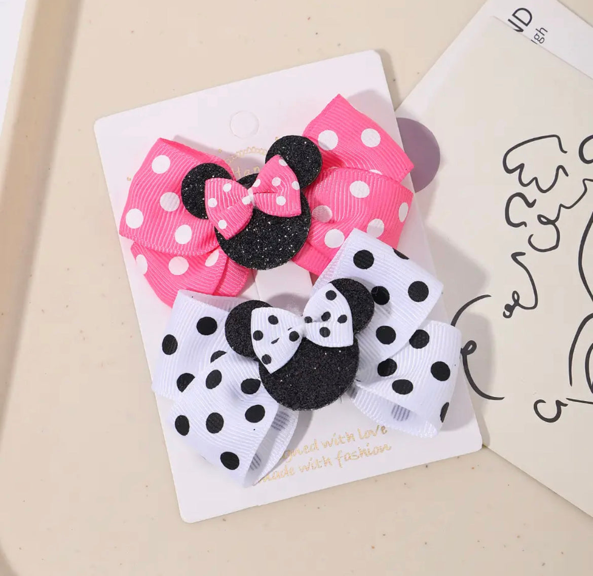 Polka dot mouse clips