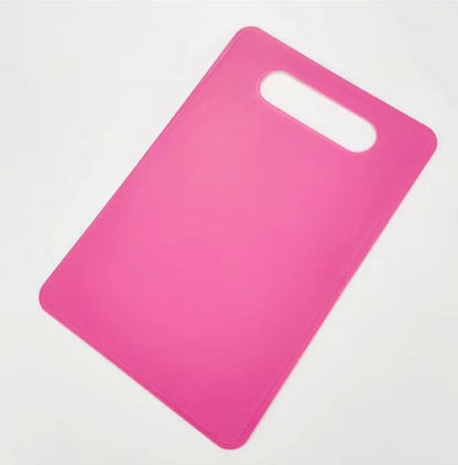 Plastic chopping board