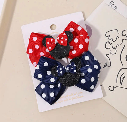 Polka dot mouse clips