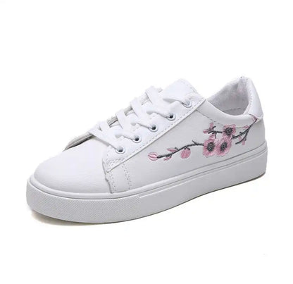 Women’s trainers