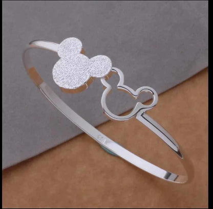 Mouse bracelet