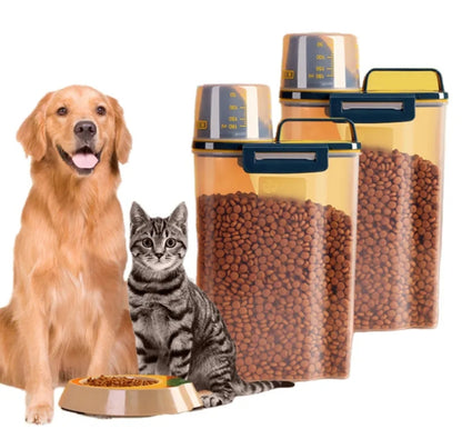 Pet food container