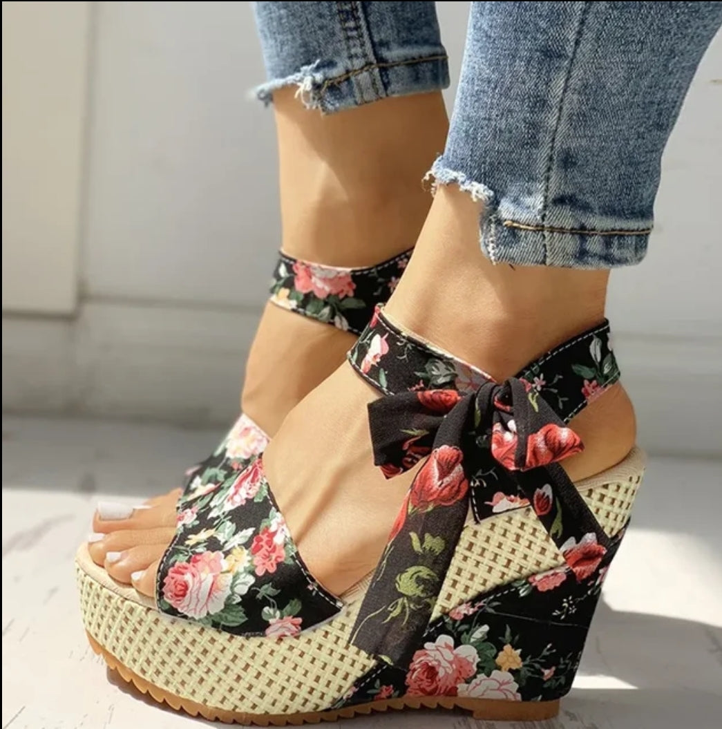 Floral wedges