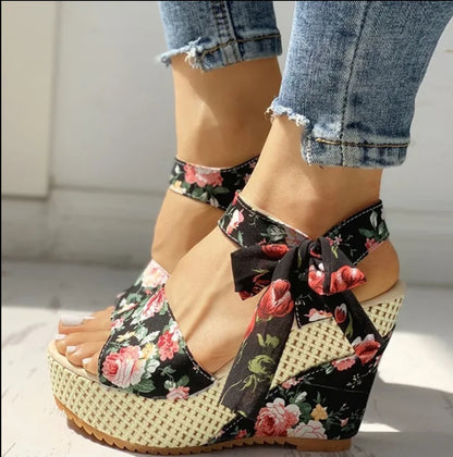 Floral wedges