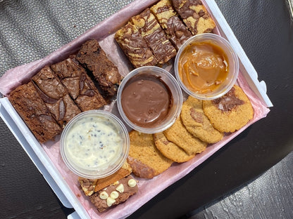 Dipping box brownies/blondies/cookies postal edible letterbox