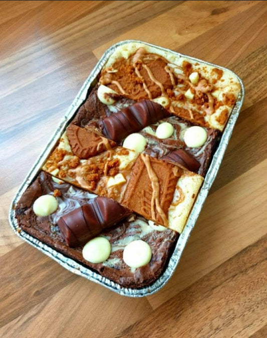 Mixed Tray ~ Biscoff Blondie & Kinder Bueno Brownie