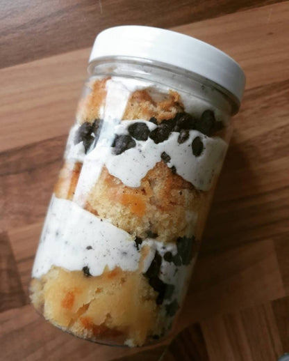 1 cake jar