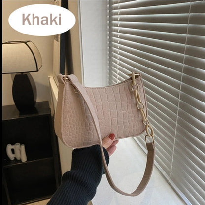 Textured shoulder bag