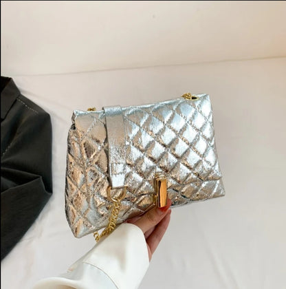 Metallic chevron shoulder bag