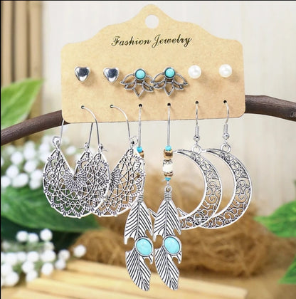 Set of earrings