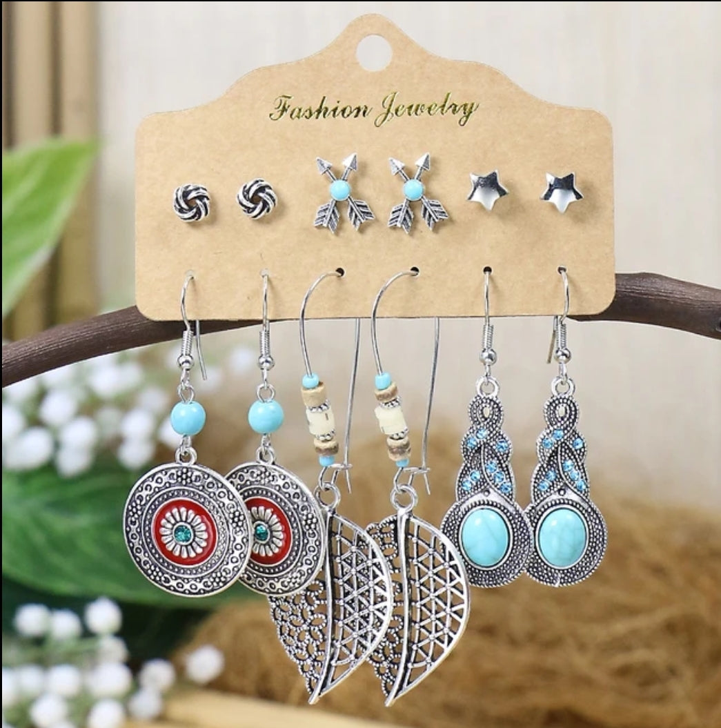 Set of earrings