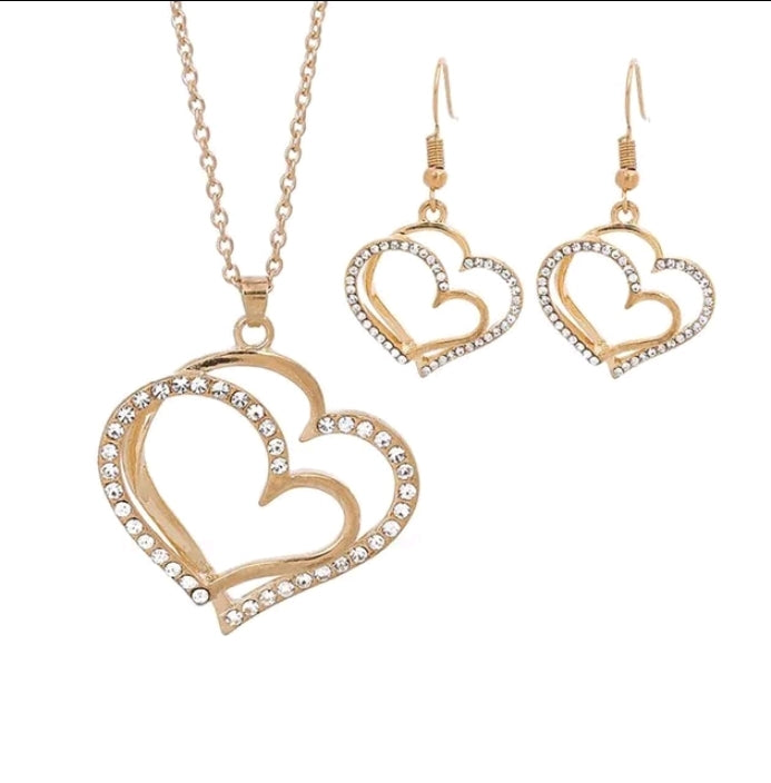 Heart shaped jewellery set