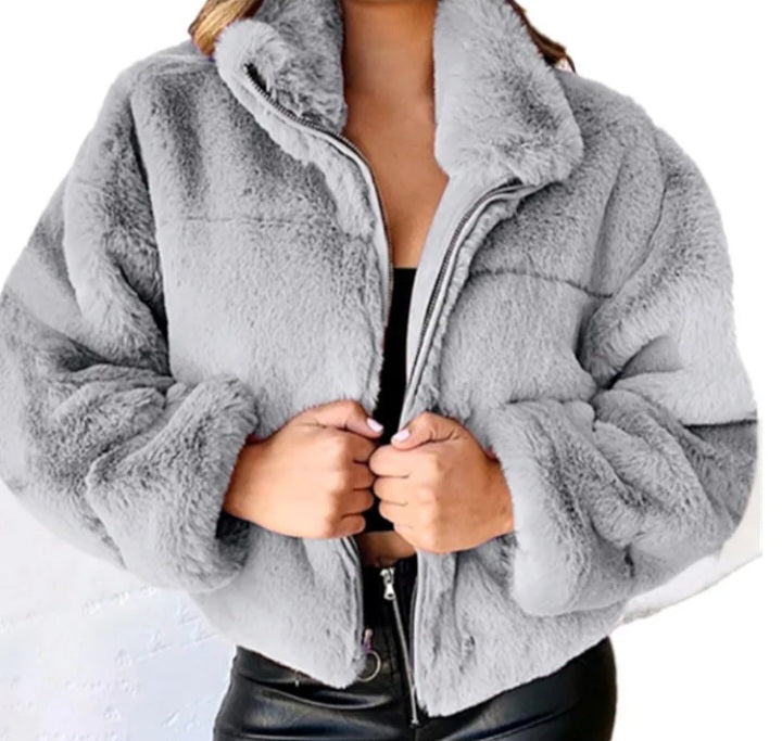 Womens winter faux fur short coat