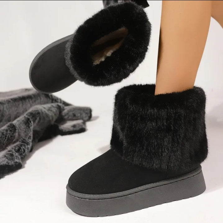 Womans round toe warm plush winter mid-calf boots