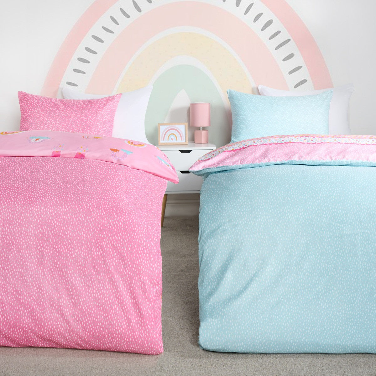 Reversible twin pack bedding